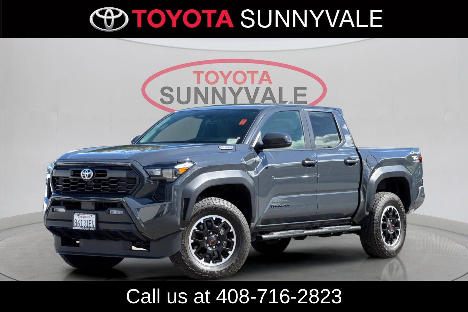 Used 2025 Toyota Tacoma TRD Off-Road image 1