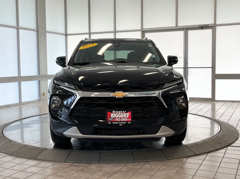 Used 2023 Chevrolet Blazer LT image 3