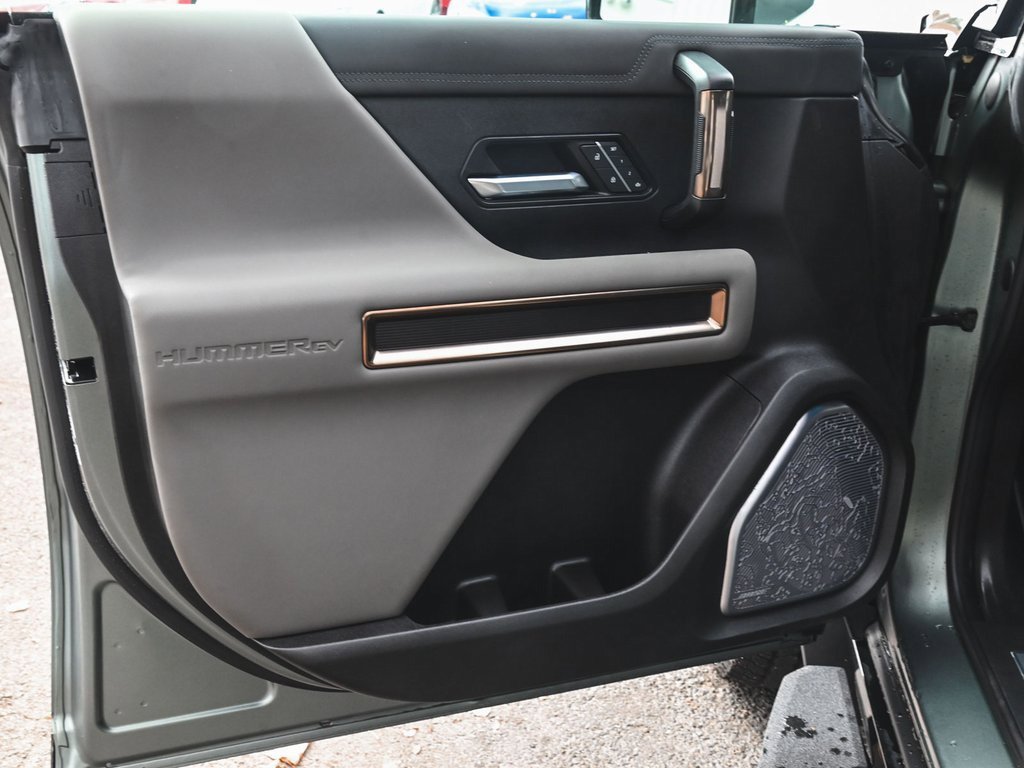 Used 2024 GMC Hummer EV 3X image 8