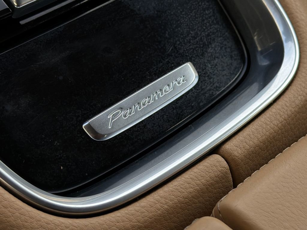 Used 2018 Porsche Panamera 4 w/ Premium Package Plus image 37