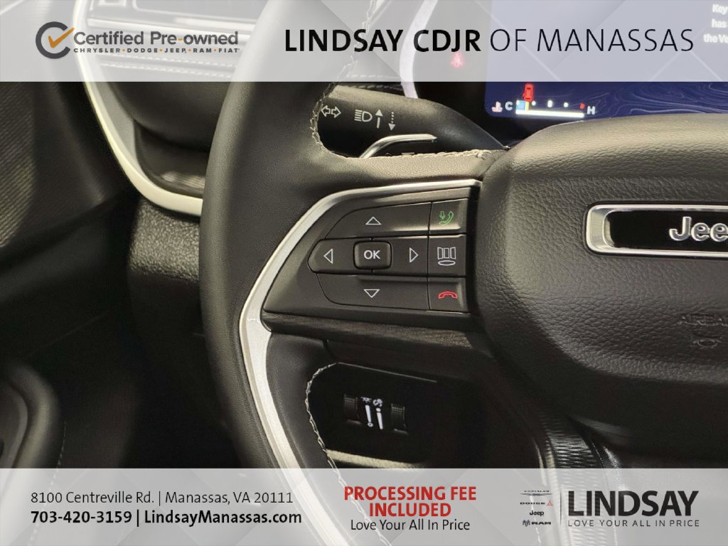 Used 2024 Jeep Grand Cherokee L Laredo AWD/4WD image 32