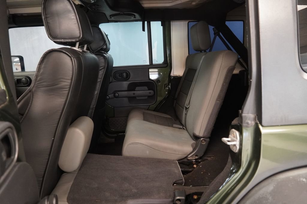 Used 2008 Jeep Wrangler Unlimited X AWD/4WD image 25