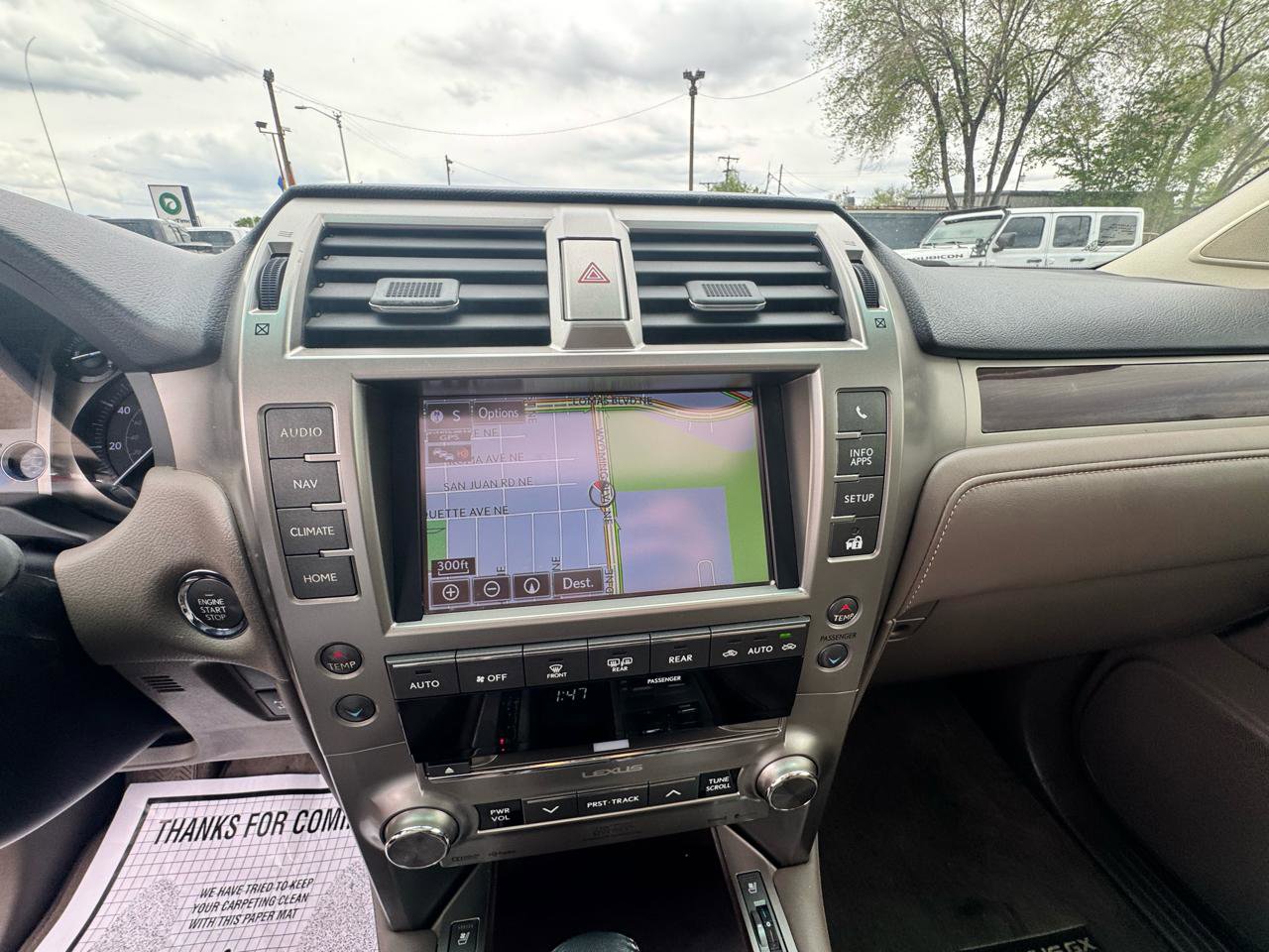 Used 2017 Lexus GX 460 Luxury image 31