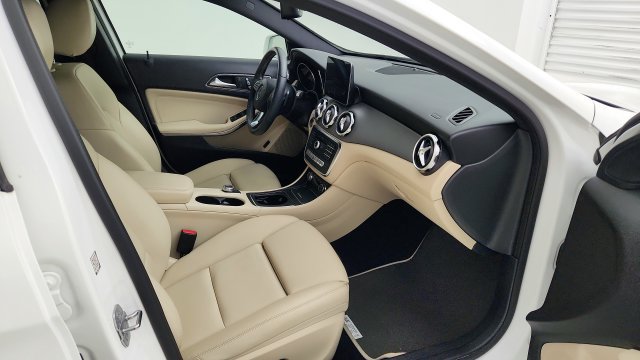 Used 2020 Mercedes-Benz GLA 250 image 21