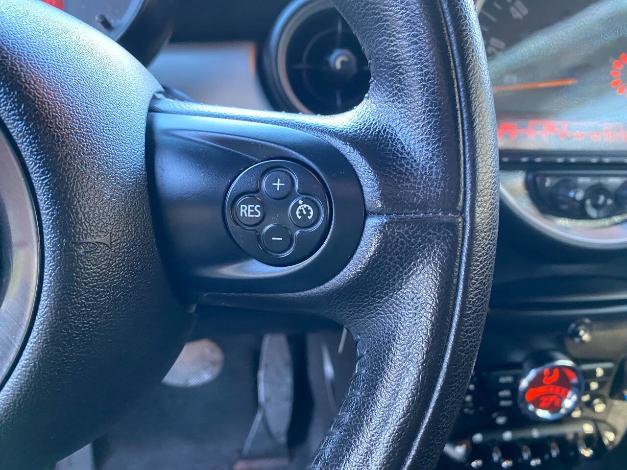 Used 2015 MINI Cooper Cooper 2dr Convertible image 18