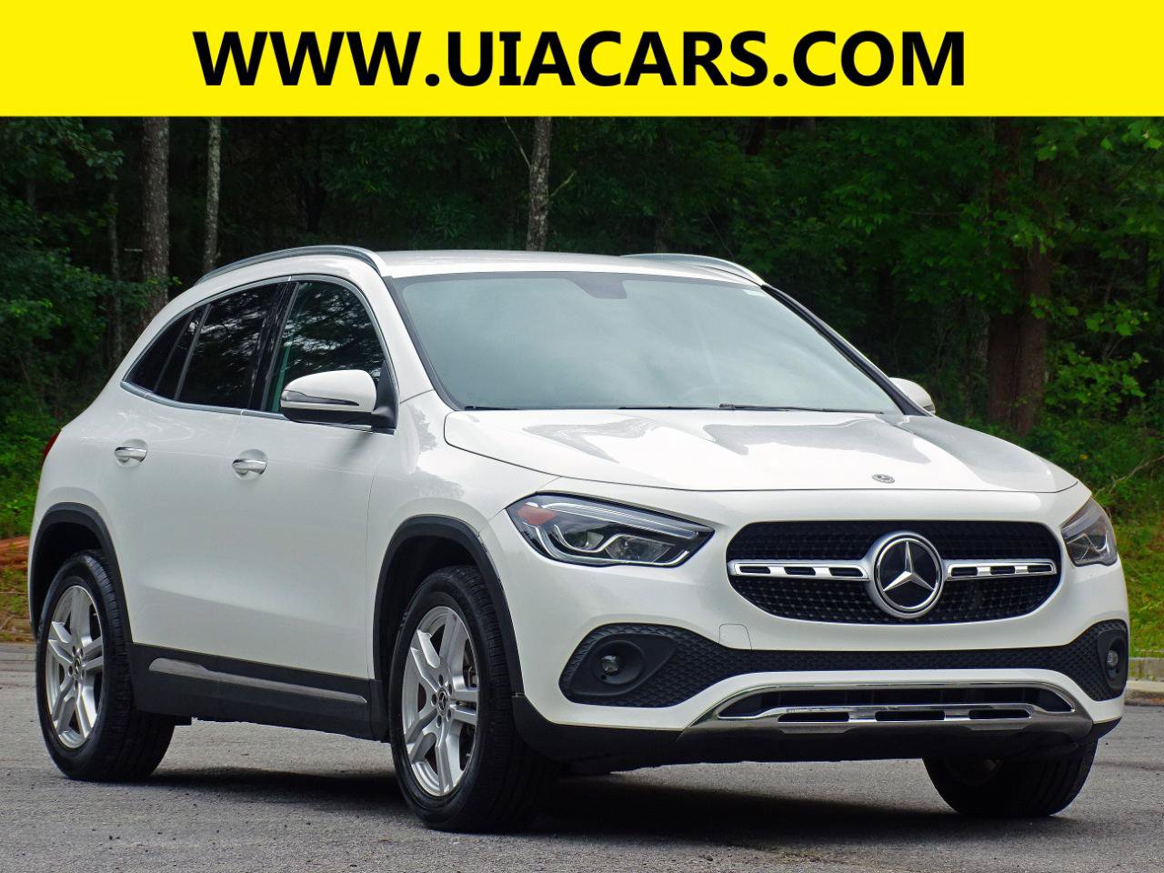 Used 2023 Mercedes-Benz GLA 250 4MATIC w/ Premium Package image 4