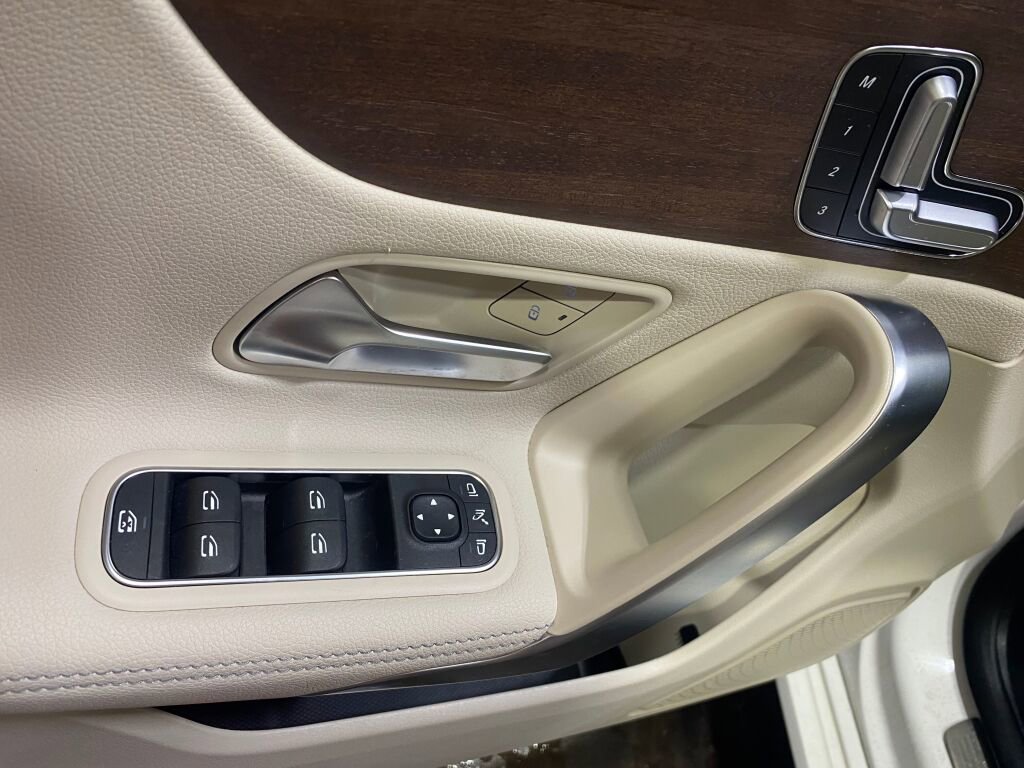 Certified 2023 Mercedes-Benz CLA 250 4MATIC image 7