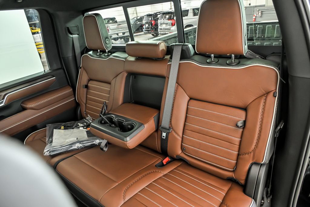 New 2026 GMC Sierra 2500 Denali Ultimate w/ Max Trailering Package AWD/4WD image 11