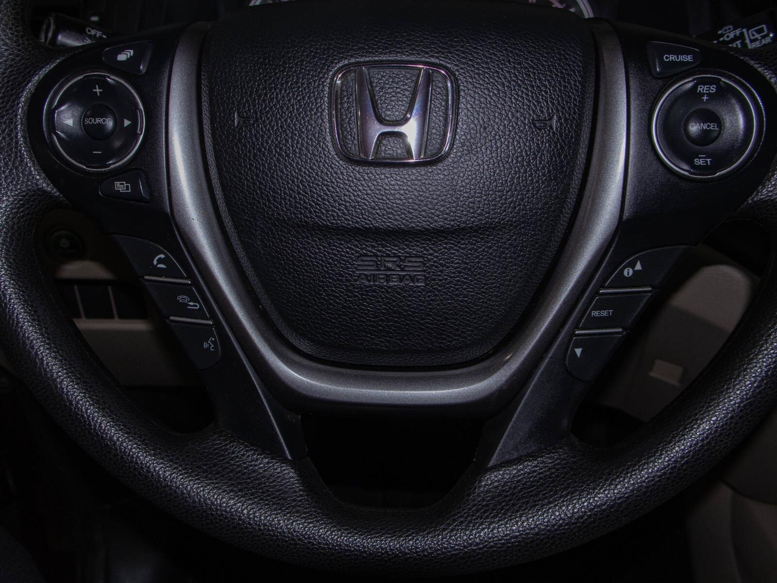 Used 2017 Honda Pilot EX image 11