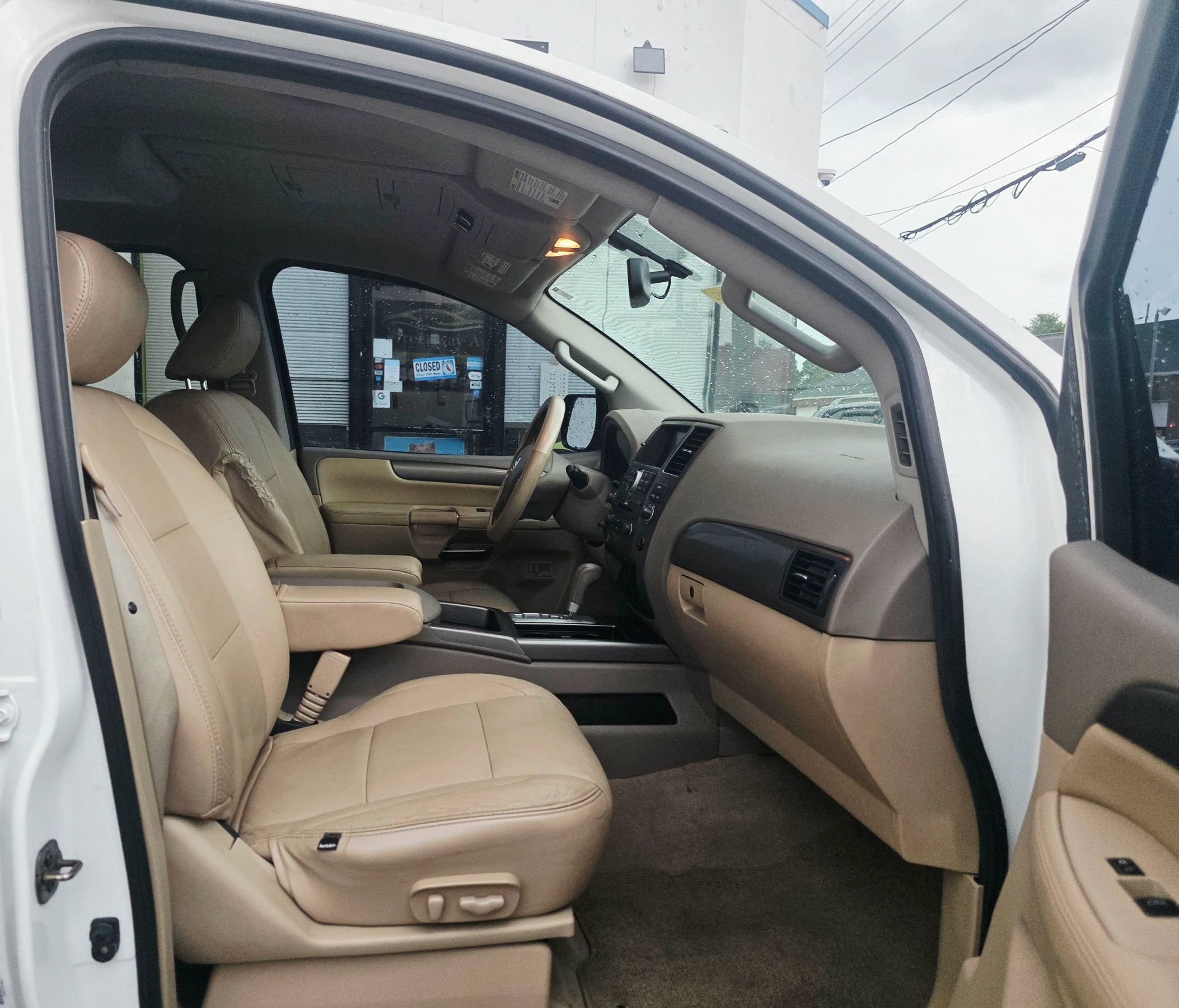 Used 2013 Nissan Armada SV AWD/4WD image 15
