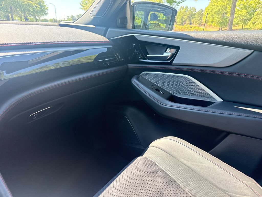 Used 2022 Acura MDX A-Spec AWD/4WD image 17