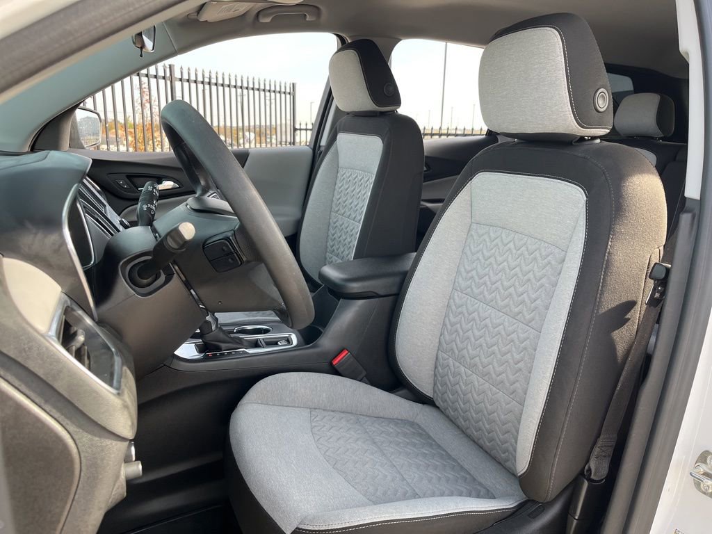 Used 2024 Chevrolet Equinox LS w/ LS Convenience Package image 22