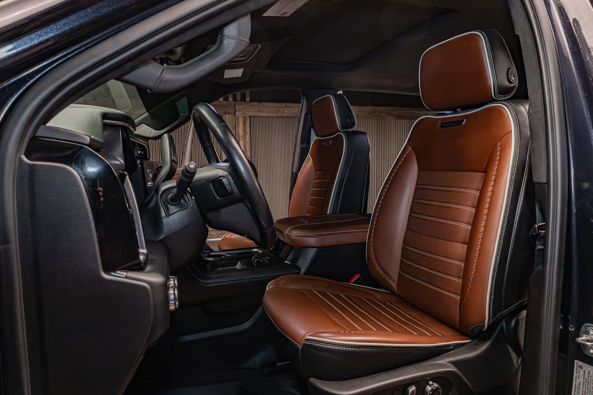 Used 2024 GMC Sierra 3500 Denali Ultimate image 24