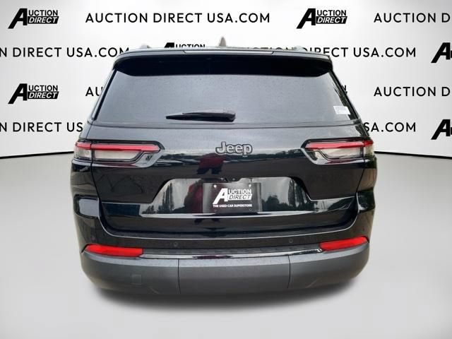 Used 2023 Jeep Grand Cherokee L Laredo RWD image 5