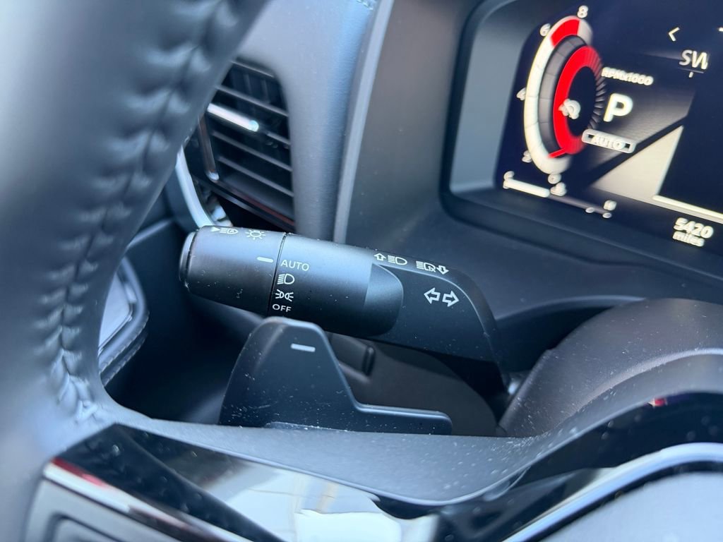 Certified 2025 Nissan Rogue SL image 19