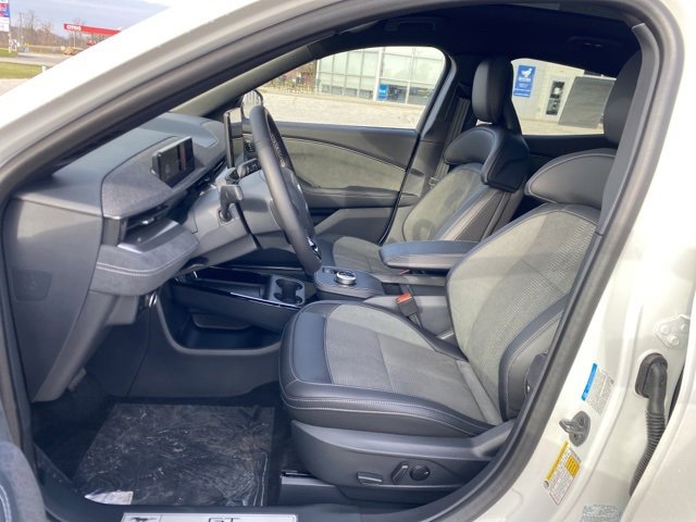 New 2023 Ford Mustang Mach-E GT w/ GT Performance Edition image 9