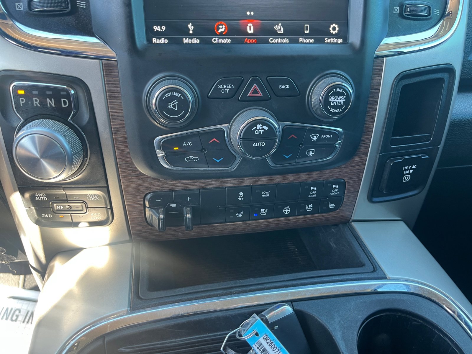 Used 2018 RAM 1500 Laramie w/ Convenience Group image 20