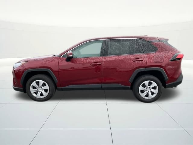 Used 2023 Toyota RAV4 LE image 2