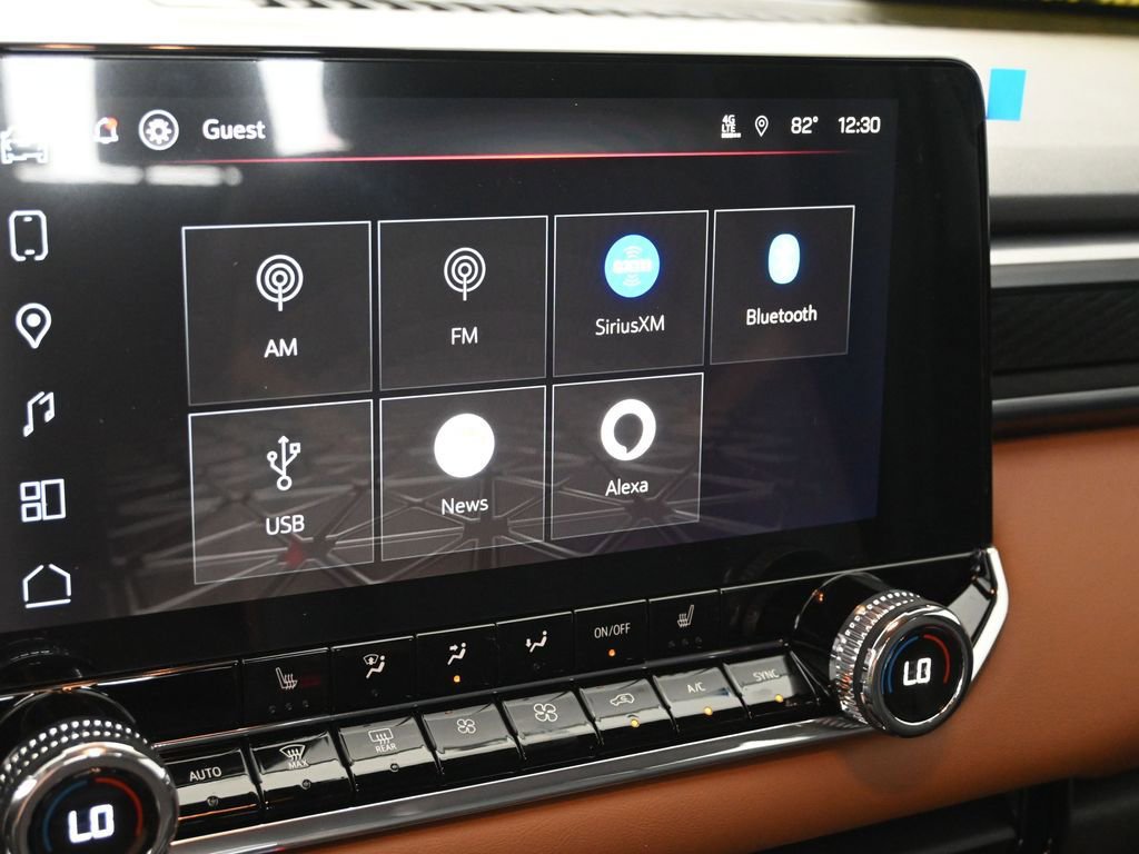 New 2025 GMC Canyon AT4 image 26