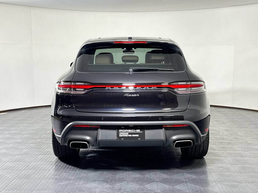 Certified 2024 Porsche Macan AWD/4WD image 6