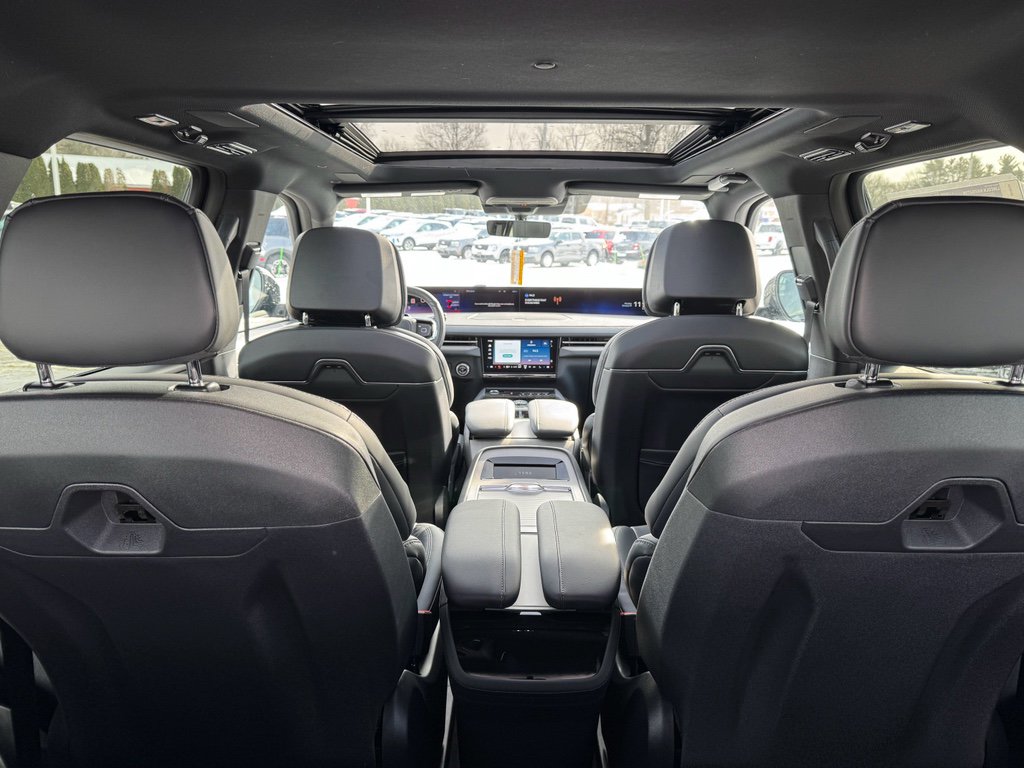 New 2026 Lincoln Navigator Reserve w/ Jet Appearance Package image 11