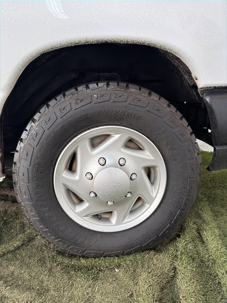 Used 2011 Ford E-350 and Econoline 350 XL w/ PWR Windows & Locks Group image 38