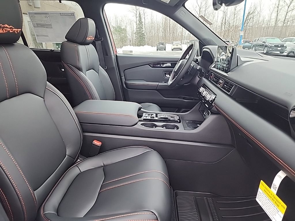 New 2025 Honda Pilot TrailSport image 13