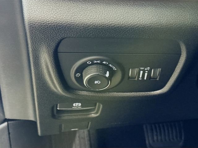 New 2025 Jeep Grand Cherokee L Limited image 10