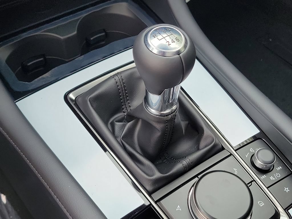 New 2026 MAZDA MAZDA3 2.5 S Hatchback w/ Premium Pkg FWD image 30
