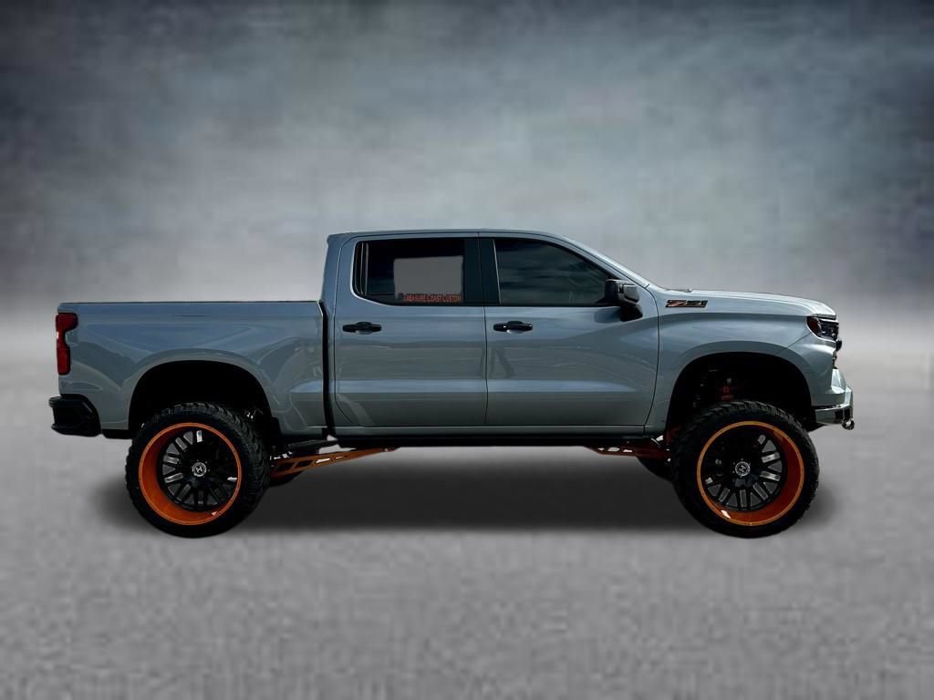 Used 2025 Chevrolet Silverado 1500 LT Trail Boss AWD/4WD image 44