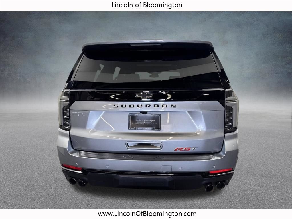 Used 2025 Chevrolet Suburban RST w/ Comfort Package AWD/4WD image 5