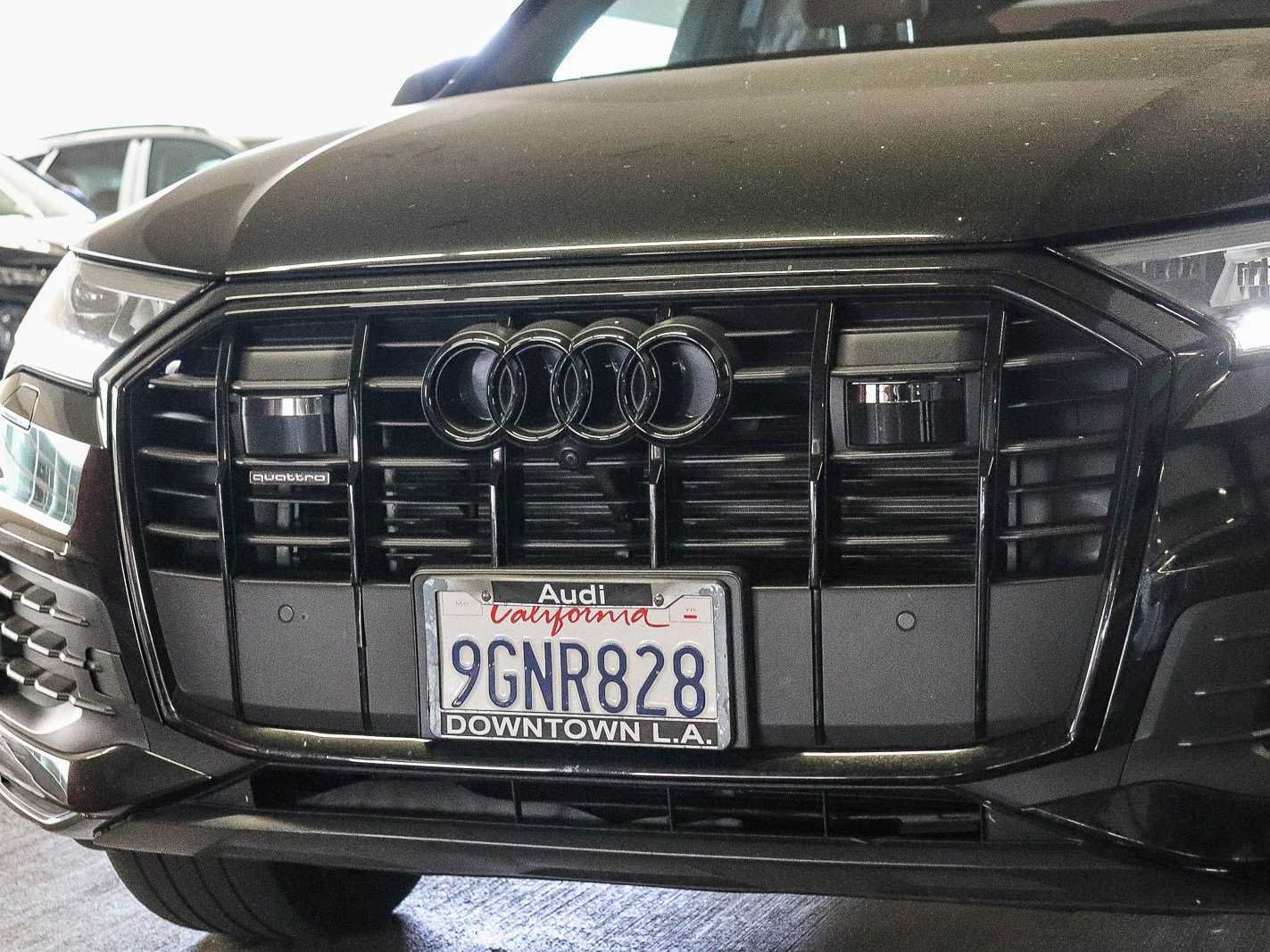 Used 2023 Audi Q7 2.0T Premium Plus w/ Premium Plus Package AWD/4WD image 8