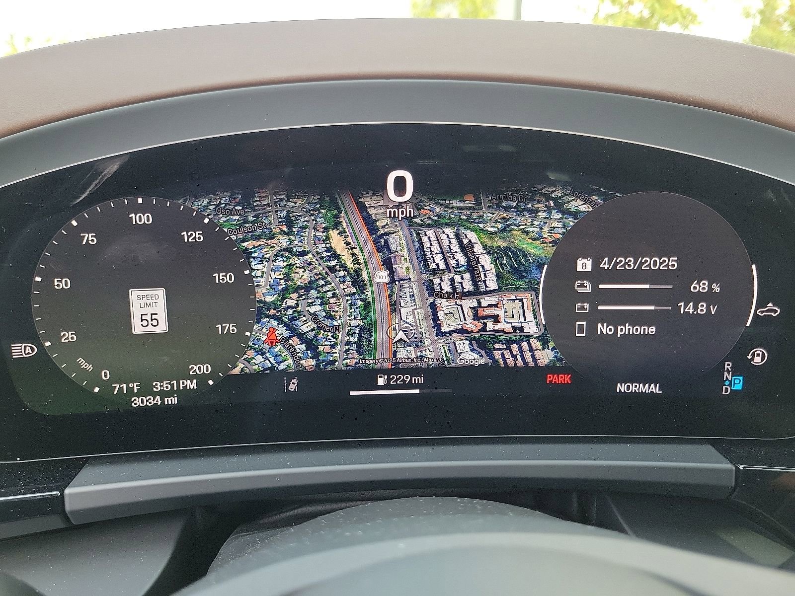 New 2024 Porsche Macan 4 Electric AWD/4WD image 15