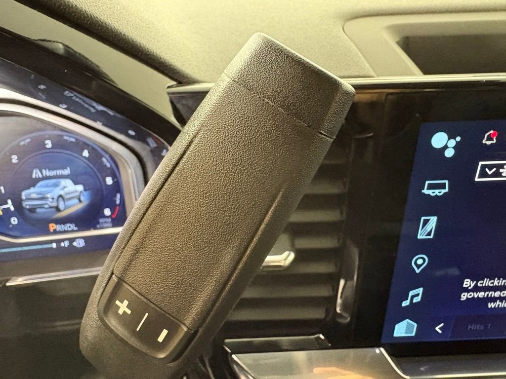 Used 2023 Chevrolet Silverado 1500 LT image 30