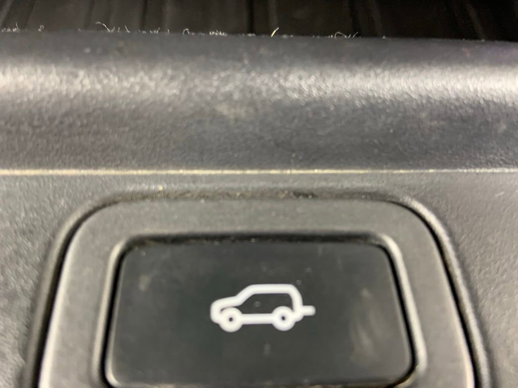 Used 2019 Land Rover Range Rover HSE AWD/4WD image 13