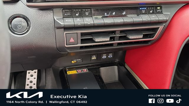 Used 2025 Toyota Camry XSE w/ Premium Plus Package AWD/4WD image 18
