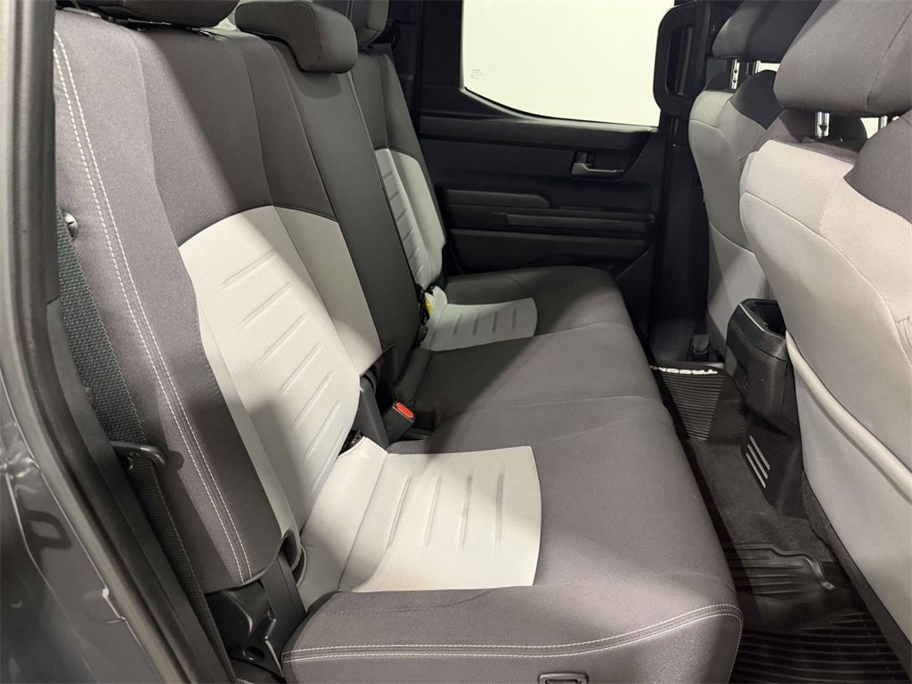 Used 2025 Toyota Tacoma TRD Sport image 11