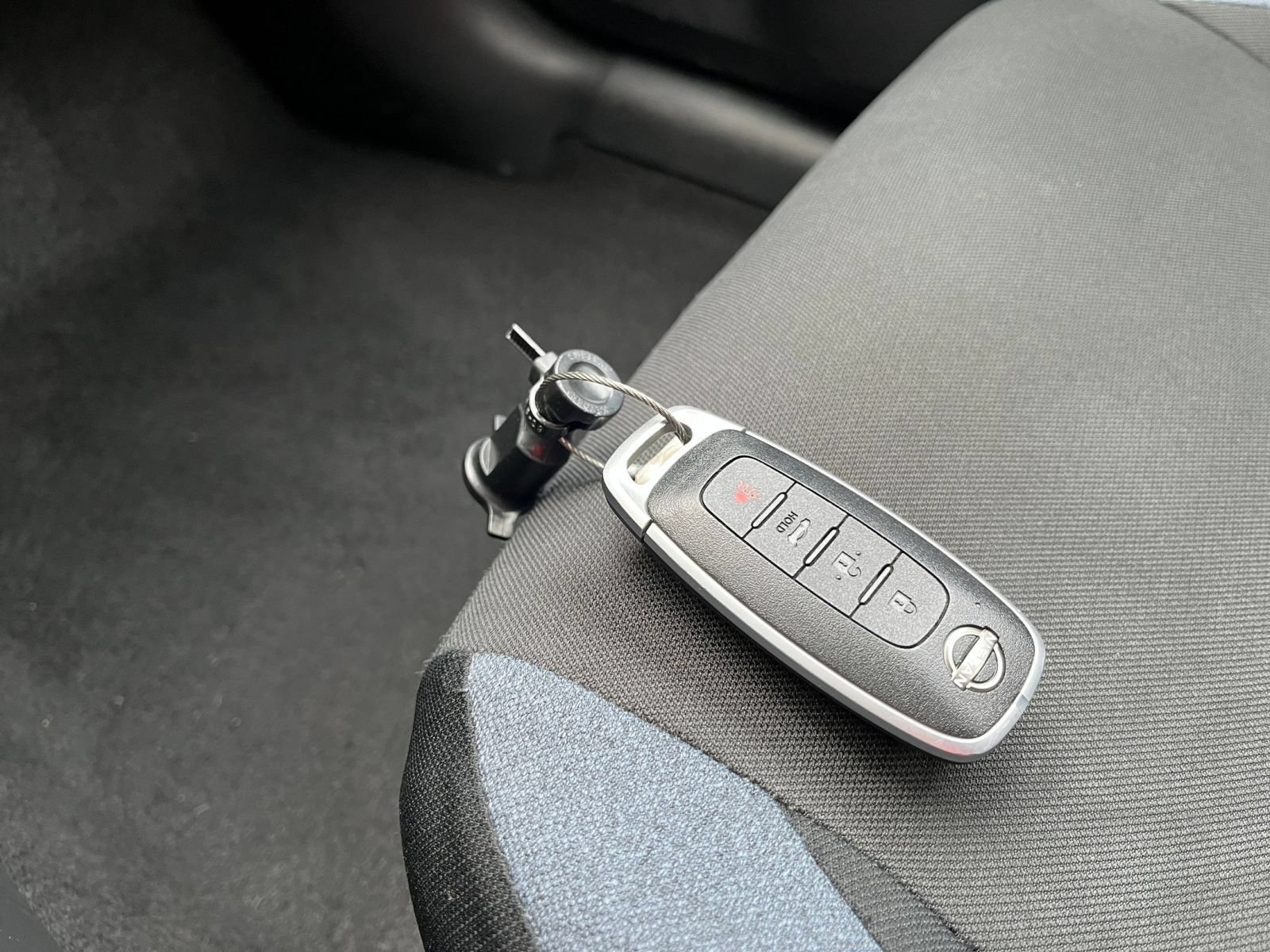Used 2025 Nissan Versa SV FWD image 20