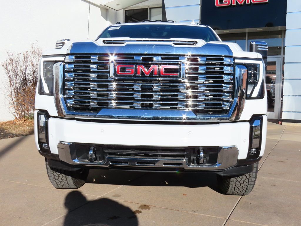 New 2026 GMC Sierra 2500 Denali w/ Denali Reserve Package image 2