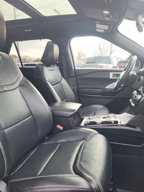 Used 2021 Ford Explorer ST w/ ST Street Pack image 24