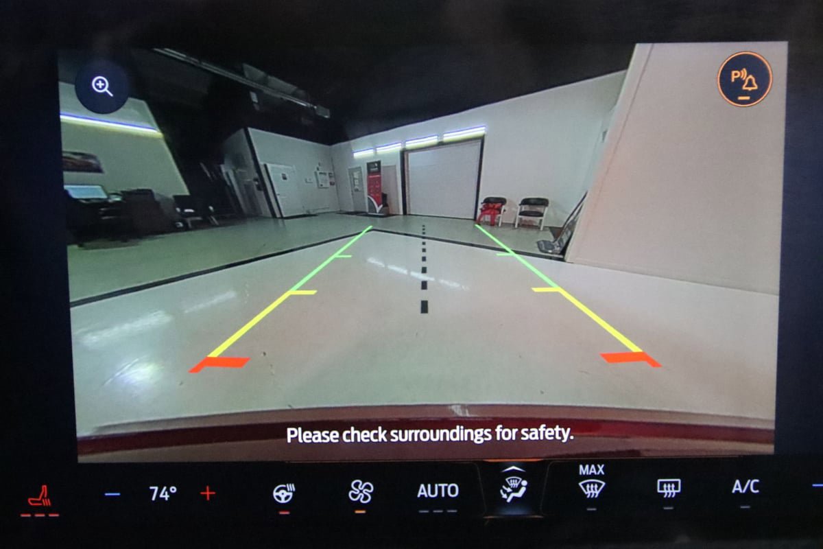 Used 2024 Ford Mustang Premium RWD image 23