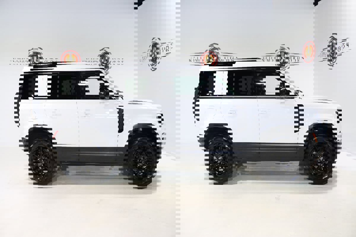 Used 2025 Land Rover Defender 110 S image 6