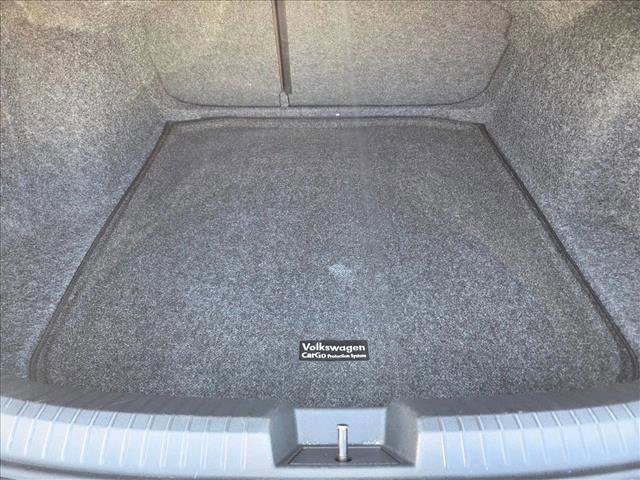 Used 2023 Volkswagen Jetta SE image 6