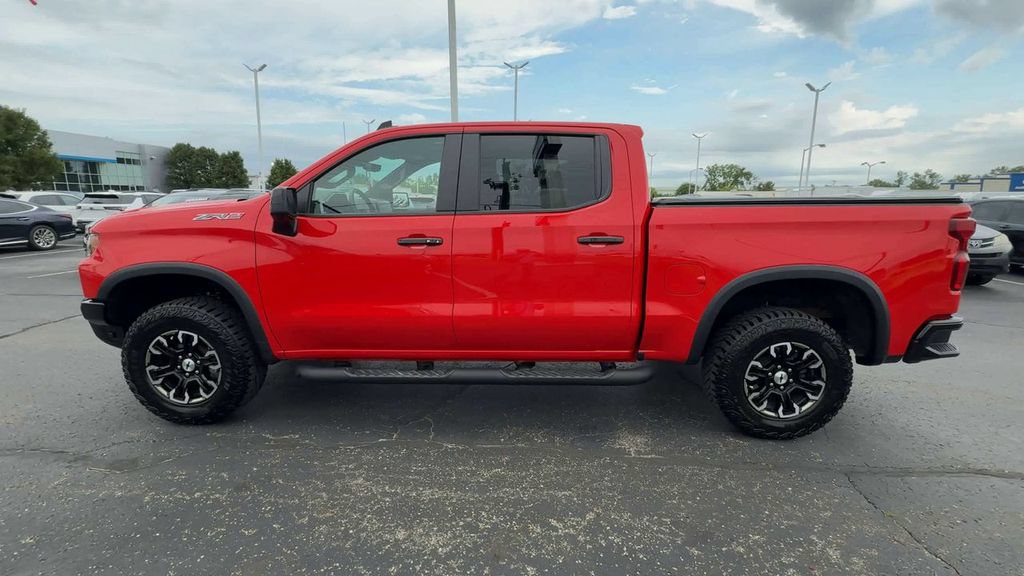 Used 2024 Chevrolet Silverado 1500 ZR2 w/ Technology Package AWD/4WD image 5