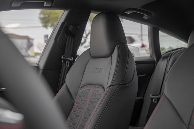 New 2025 Audi RS 7 Performance image 19