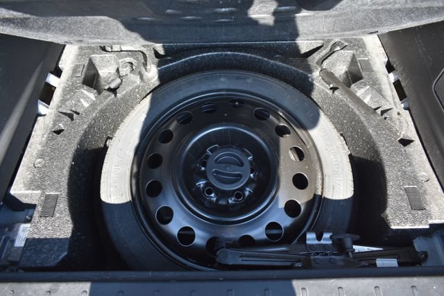 Used 2017 Chevrolet Equinox LS FWD image 32