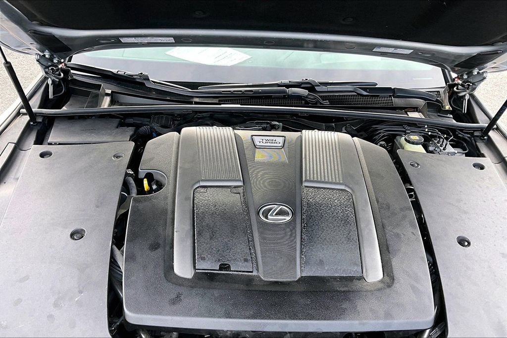 Used 2021 Lexus LS 500 F Sport w/ Accessory Package (Z2) image 31