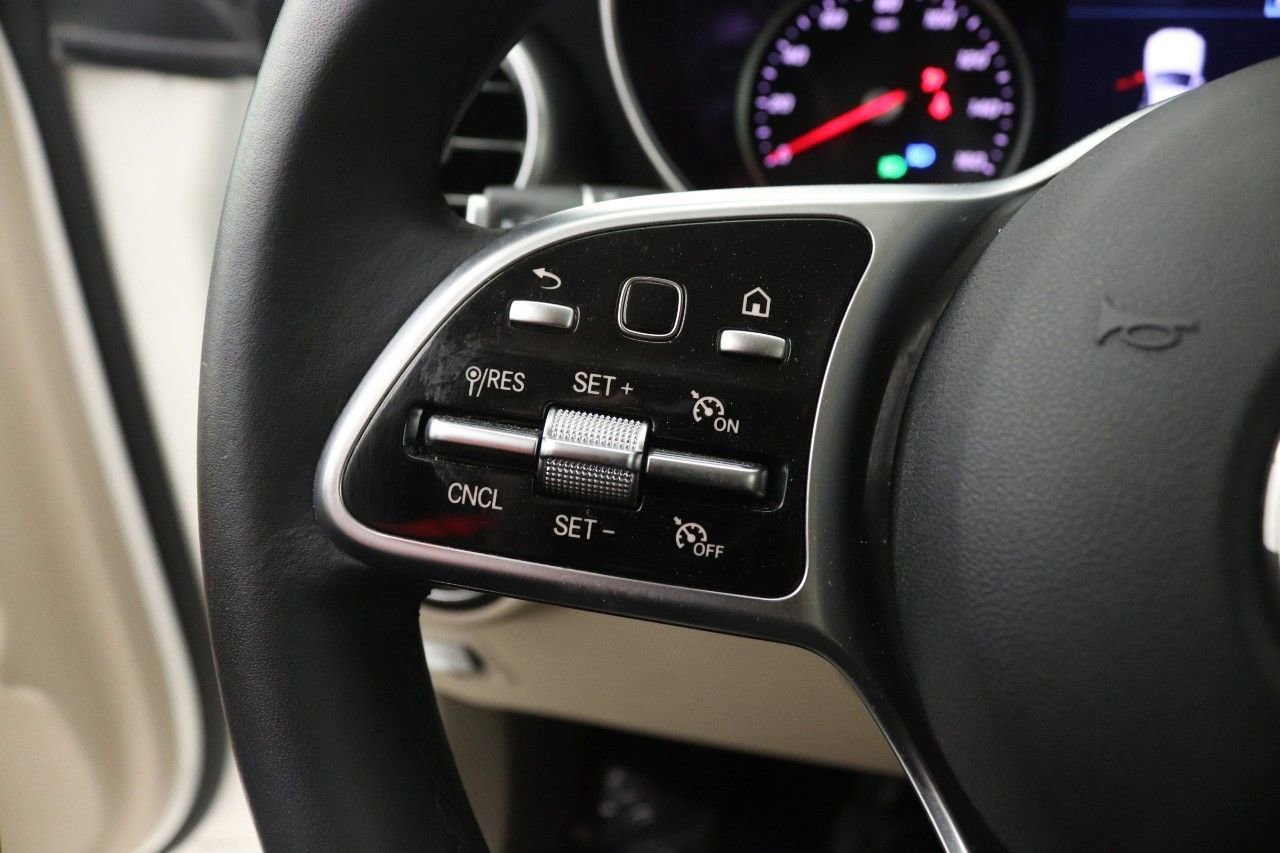 Certified 2022 Mercedes-Benz GLC 300 image 13