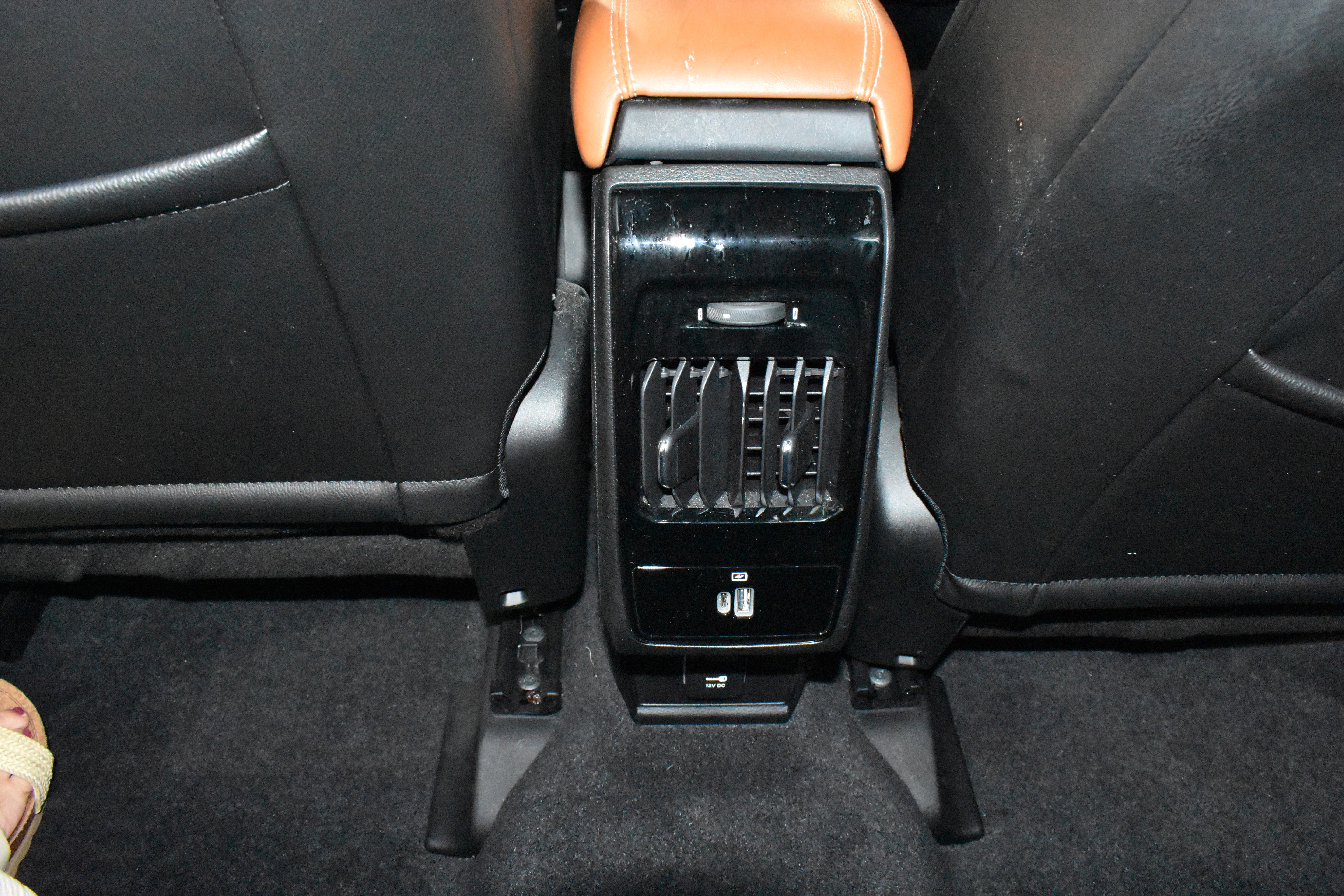 Used 2024 Jeep Compass Limited w/ Elite Group image 28