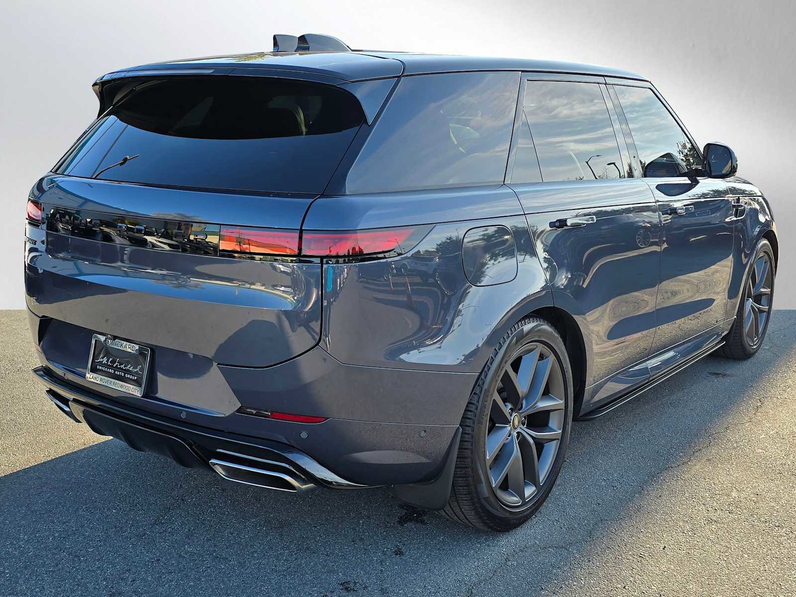 Certified 2024 Land Rover Range Rover Sport Autobiography image 5